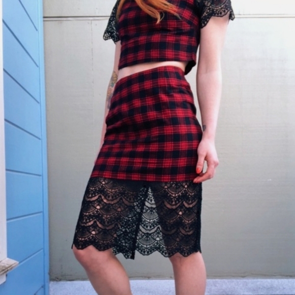 🆕 Tobi Black & Red Dark Academia Punk Plaid Checkered 100% cotton Lace Skirt_S